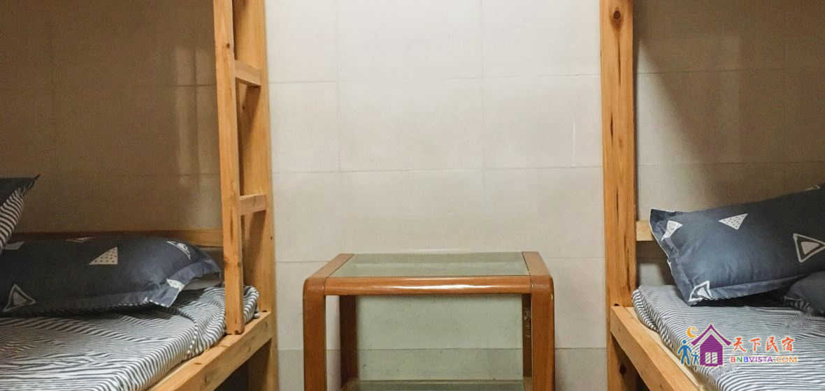 知夏男生六人间