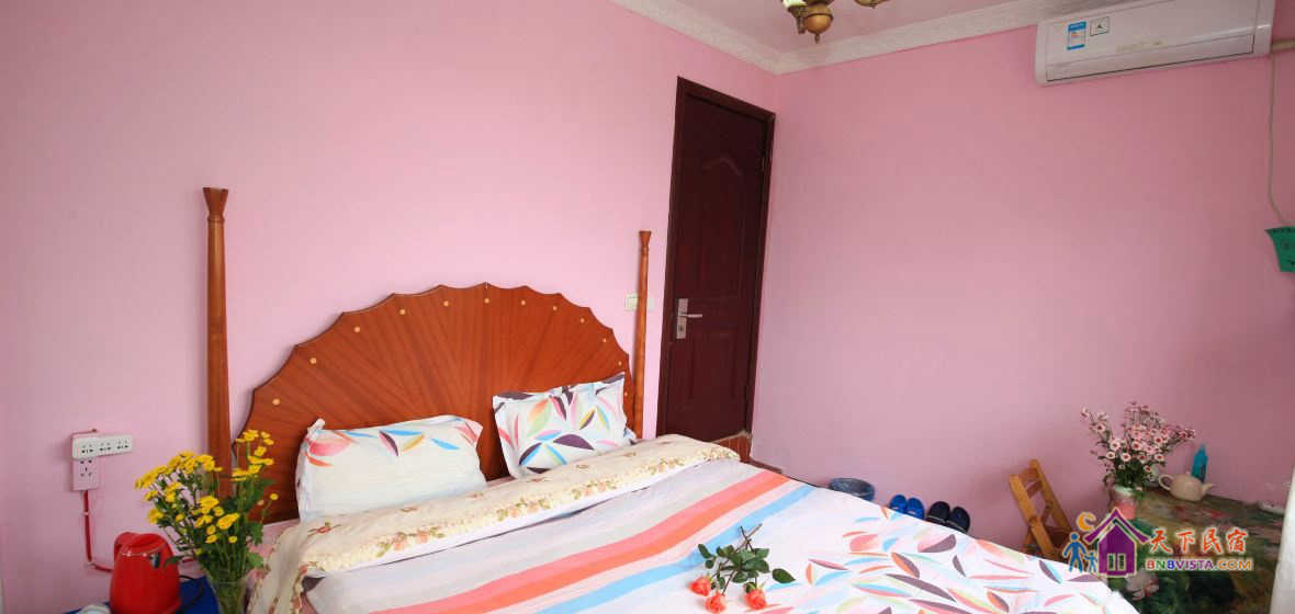 春暖花开观景大床房