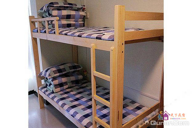 空调混住八人间