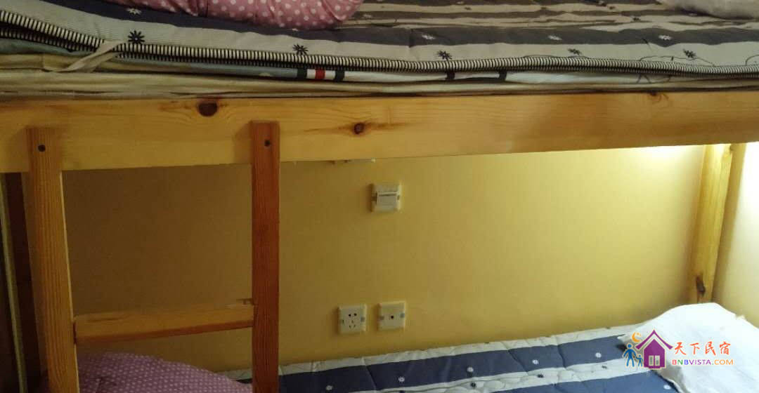 央金达瓦四人间