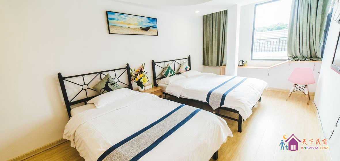 旅行家庭三人房