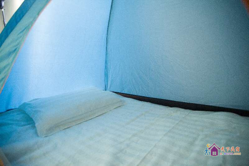 男女帐篷房(公共卫浴)