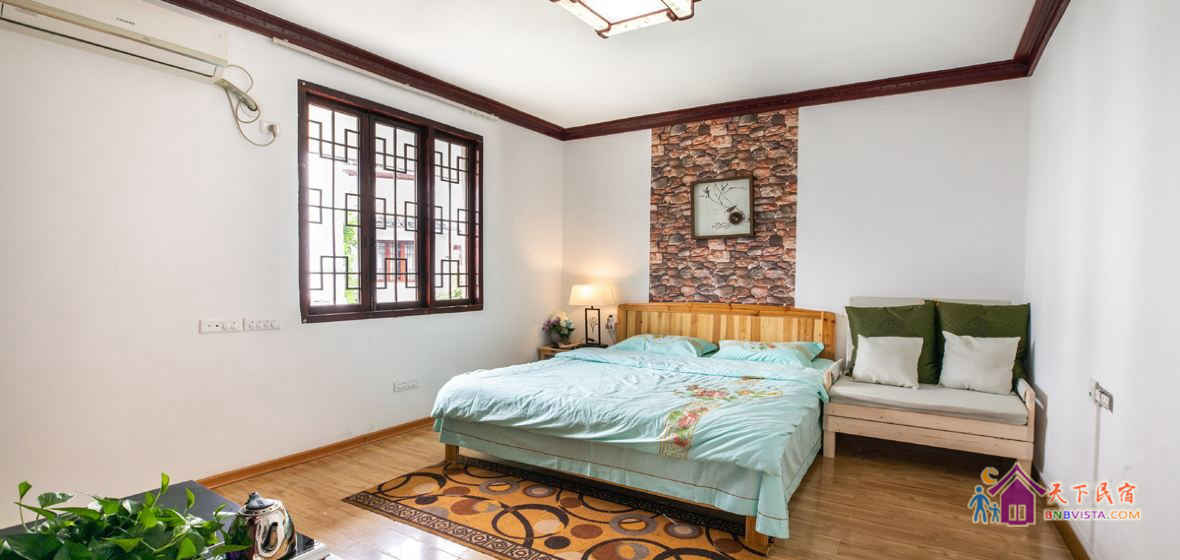 韵延豪华大床家庭房