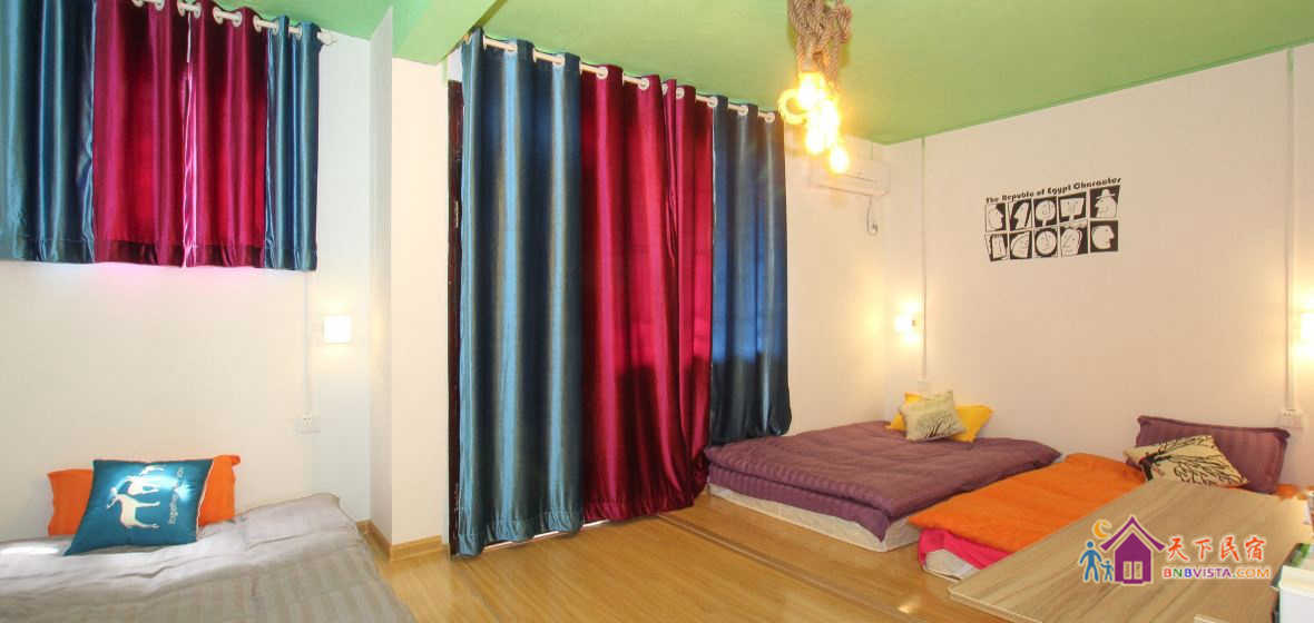 绿色阳台床位房