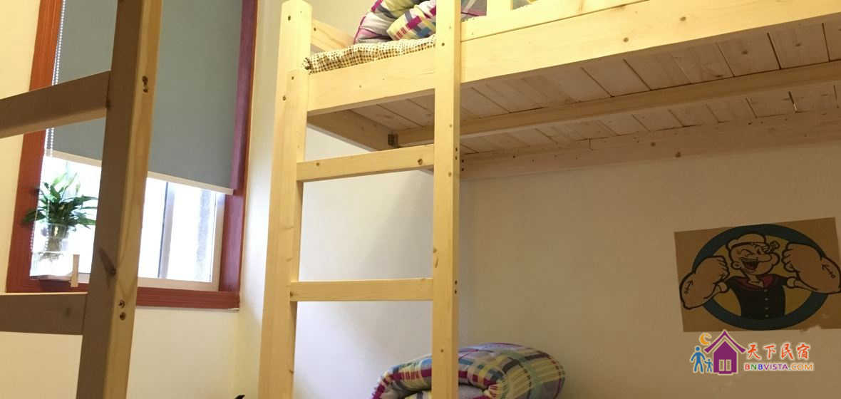 男生四人床位房