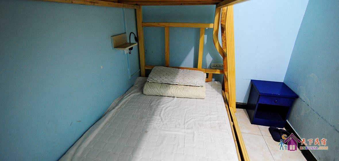 男生二人床位房