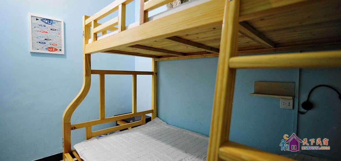 女生二人床位房(无窗)