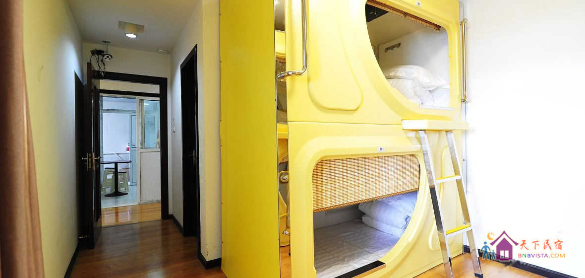 豪华舱四人间(床位房)