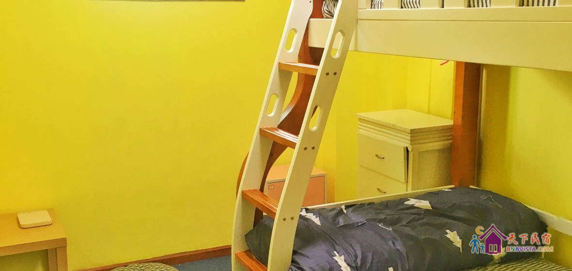 两人间(床位)(公共卫浴)