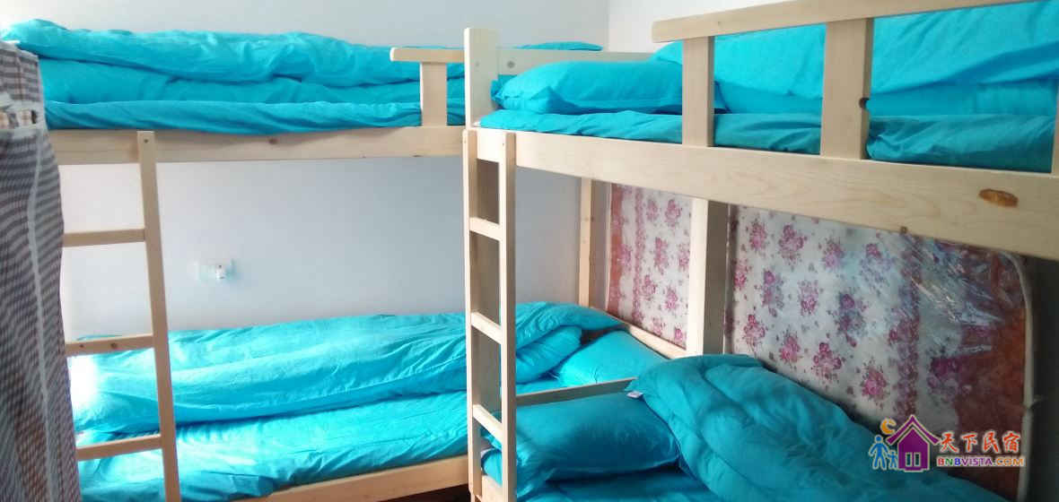 女生四人床位房