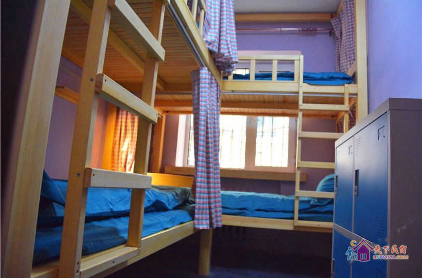 女生四人床位房