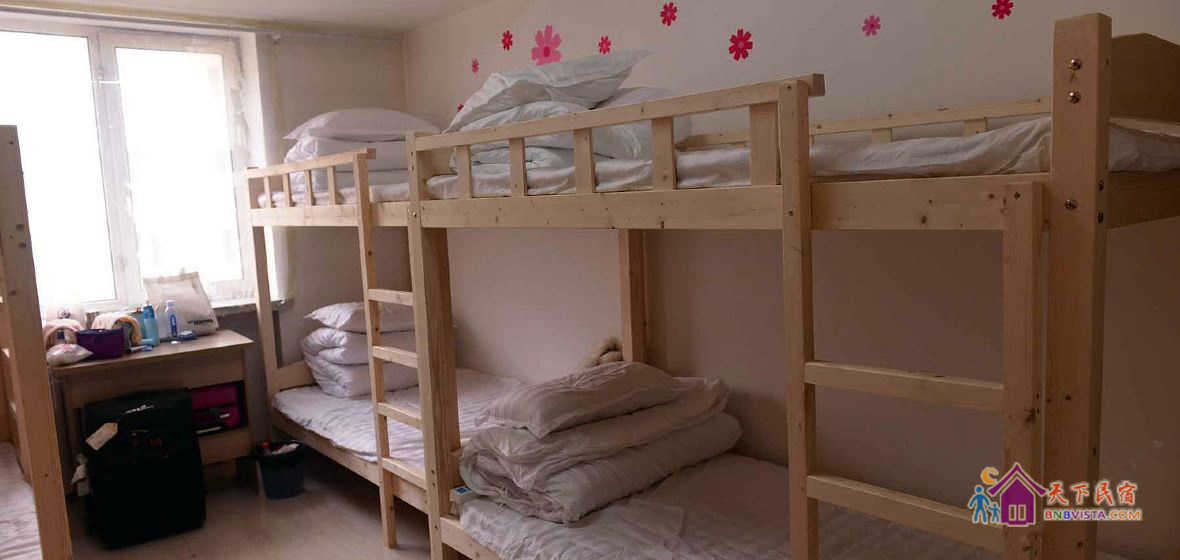 男生八人床位房