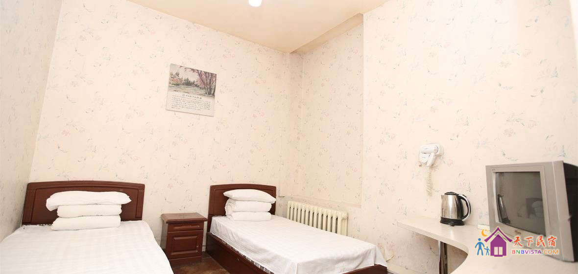 标准双床房(无窗)