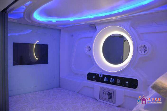 经济舱(公共卫浴)