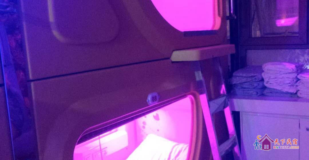 男神太空舱横舱(床位)(公共卫浴)