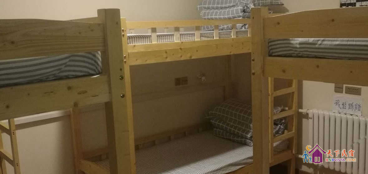 男女混合六人床位间