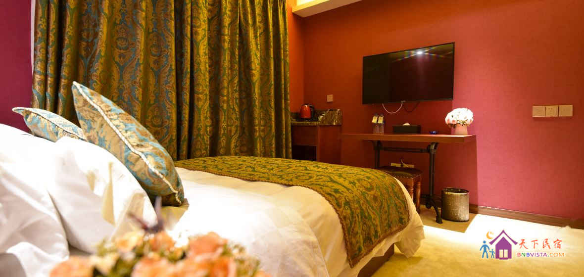 欧典豪华情侣房