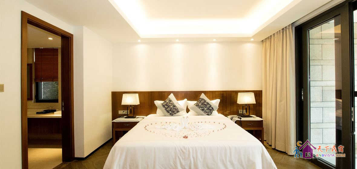 海景泳池大床房