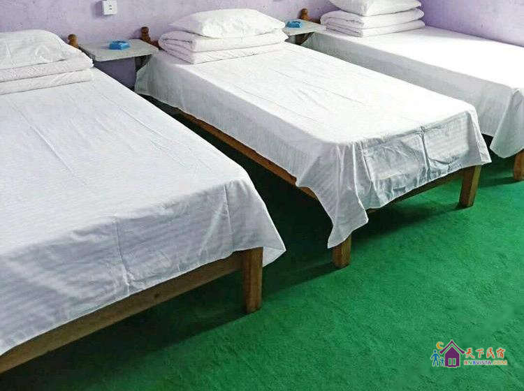 三人间(公共卫浴)