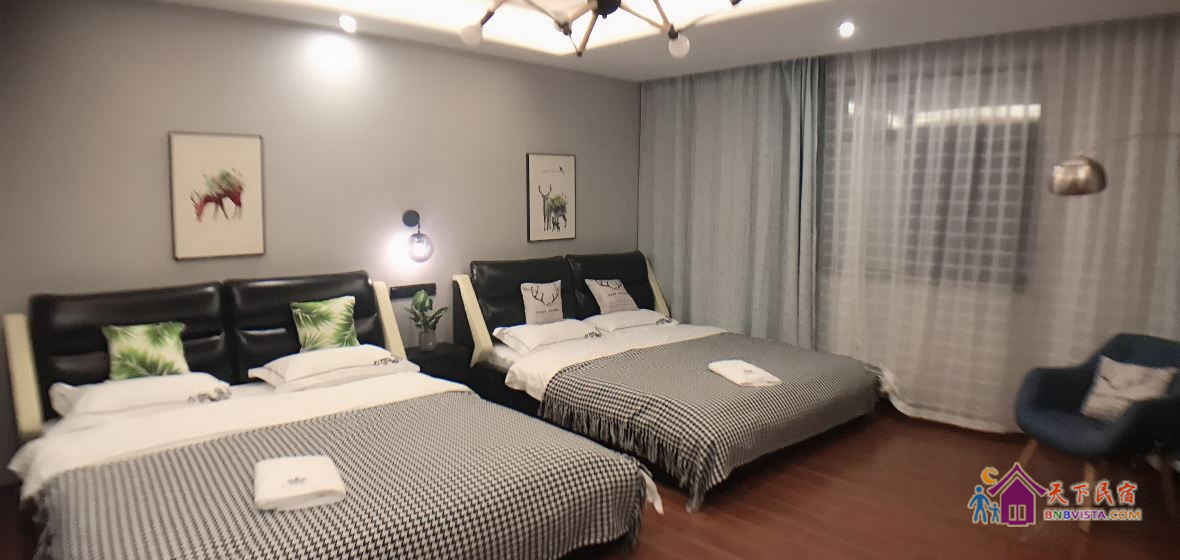 椰林景观四人房