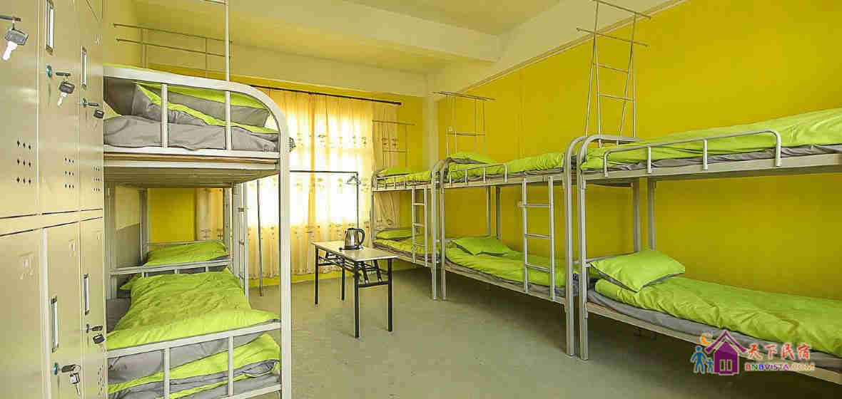 青旅床位