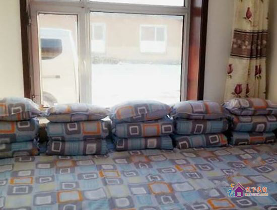 三人水炕标准间