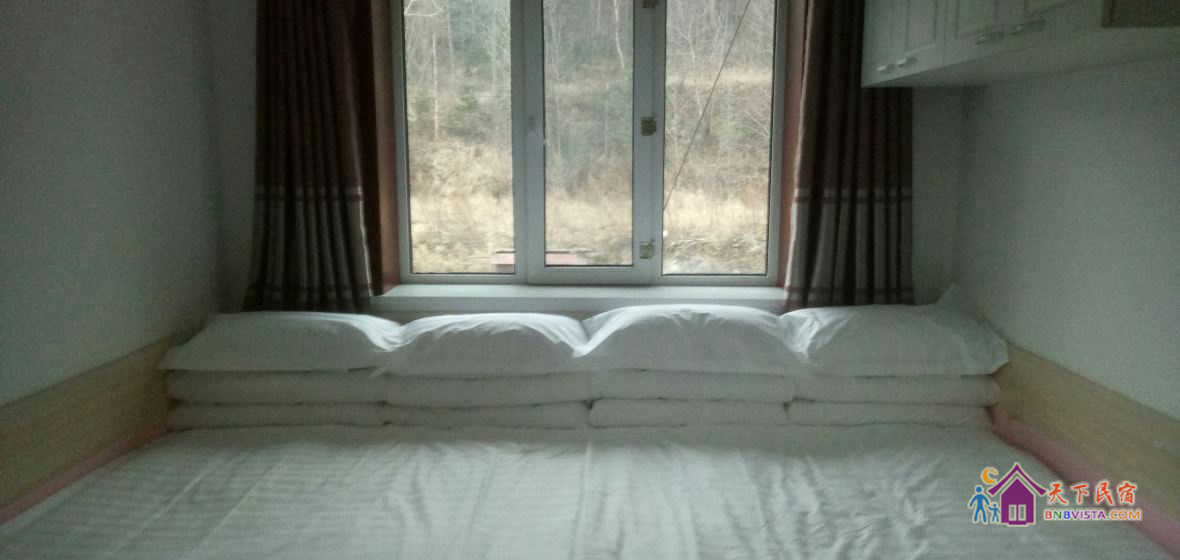 四人标准火炕房