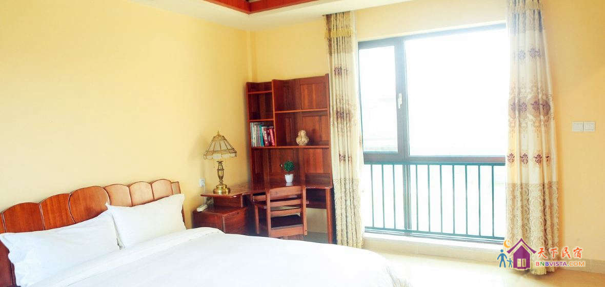 海景两室一厅公寓