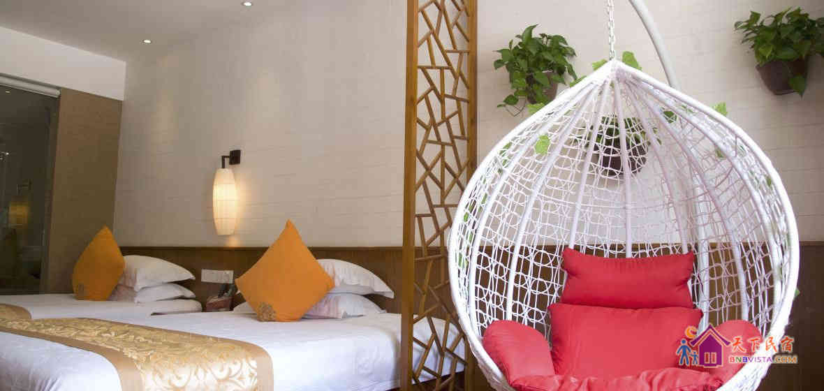 湖光山色(山景家庭房)