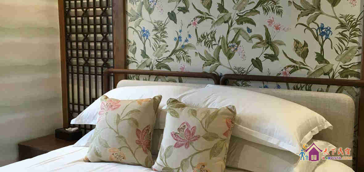 莲爱·豪华家庭房