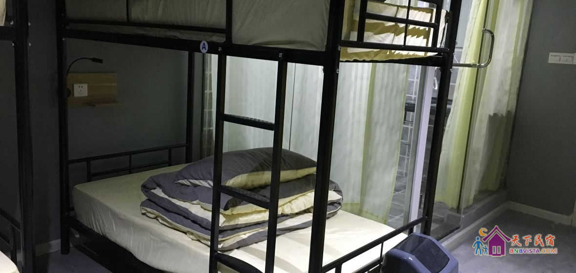 学生特价床位房(无窗)