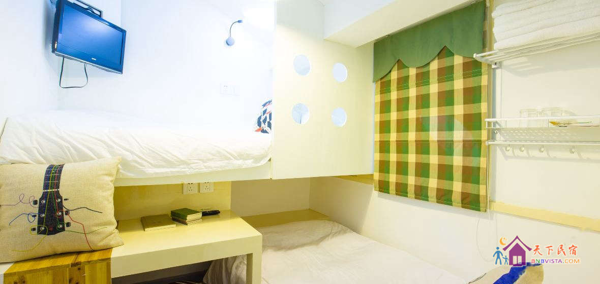 校园复式房(公共卫浴)