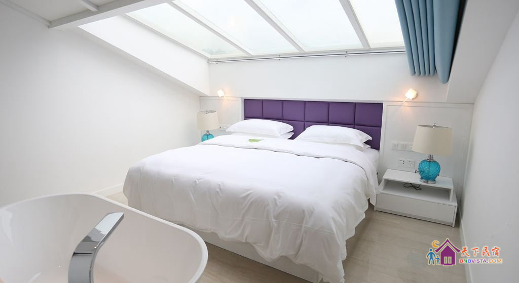 豪华星空大床房