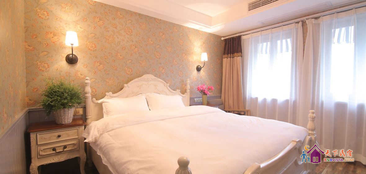 墨里风情大床房