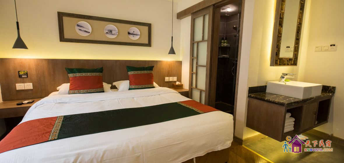 落地飘窗景观房(208)