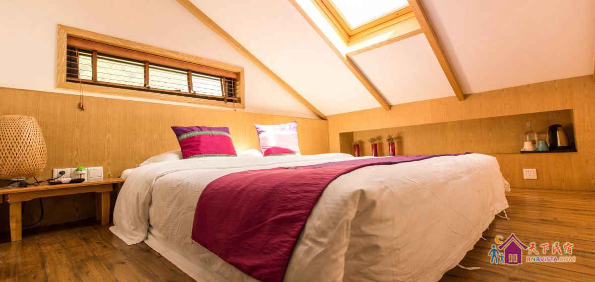 斜顶星空榻榻米(301)