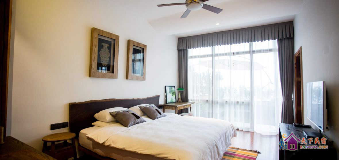 思清豪华大床房