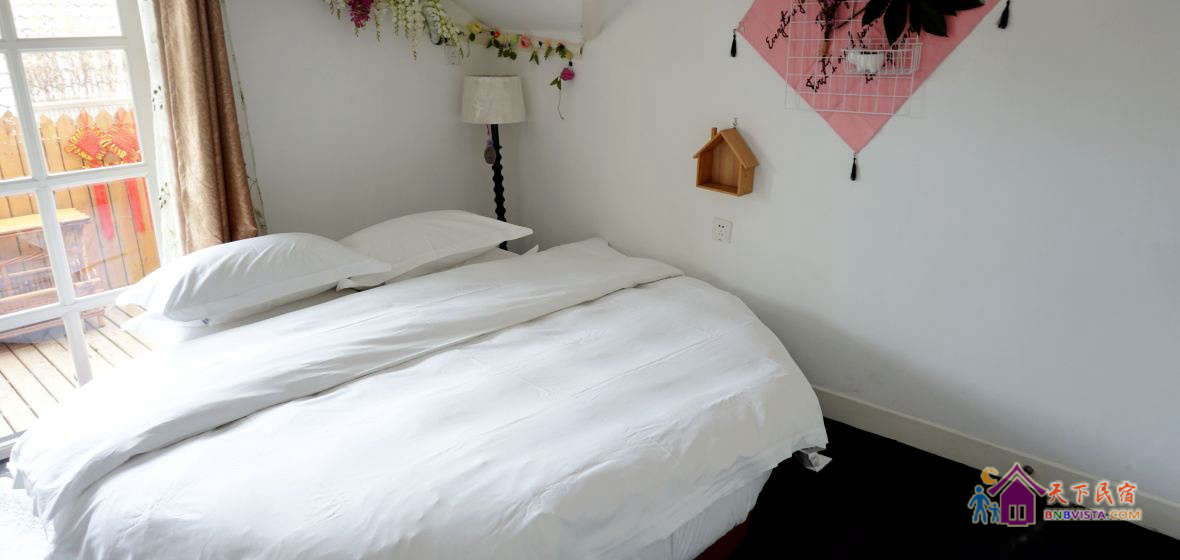 浪漫圆床之眷恋房