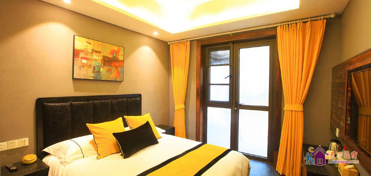 等雨后大床独立花园房