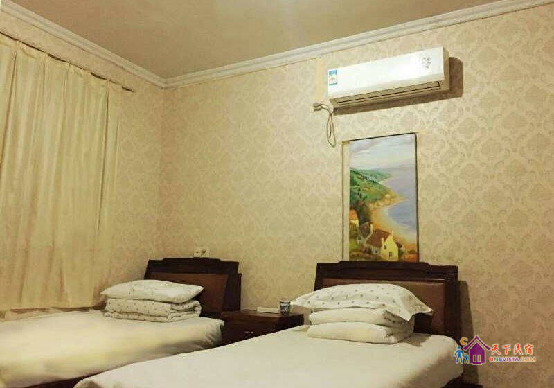 普通双人间(公共卫浴)