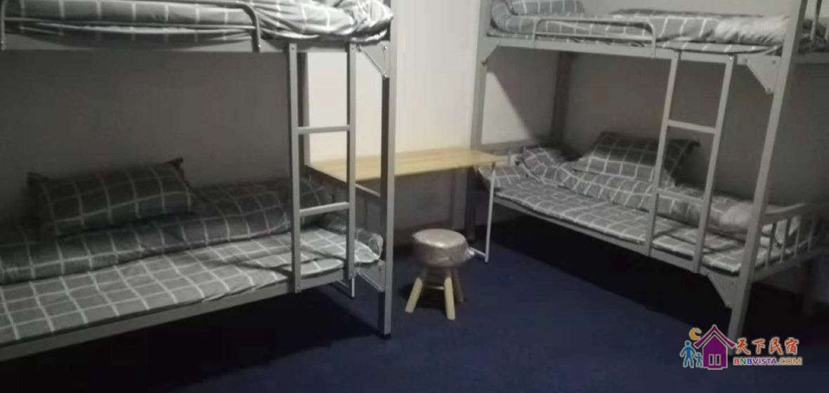 男神四人房(床位)(公共卫浴)