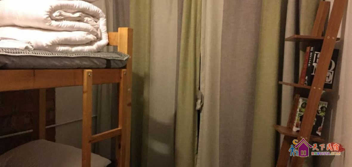 男生精致青旅上下铺双人间