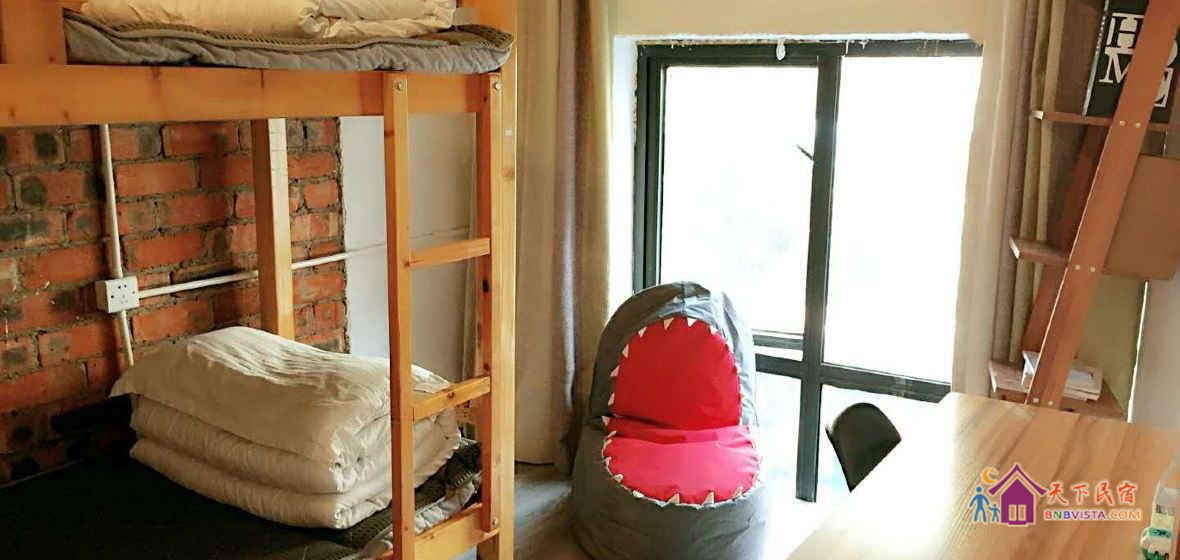 男生床位（二人间）