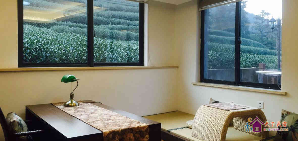 203禅茶豪华茶山景禅修双床房