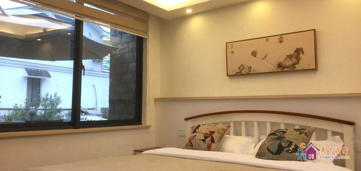 202会茶豪华大窗茶山景家庭套房