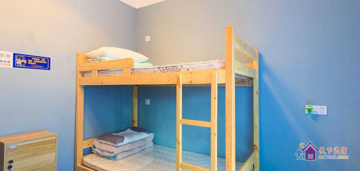 男生3-5人床位间