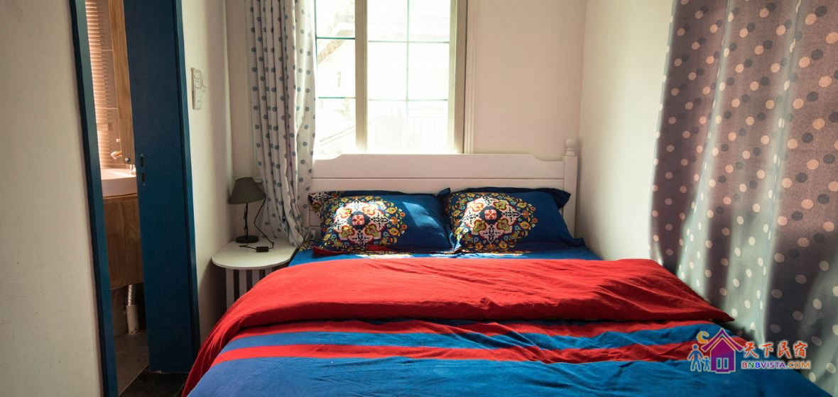 卡萨布兰卡单身情侣大床房