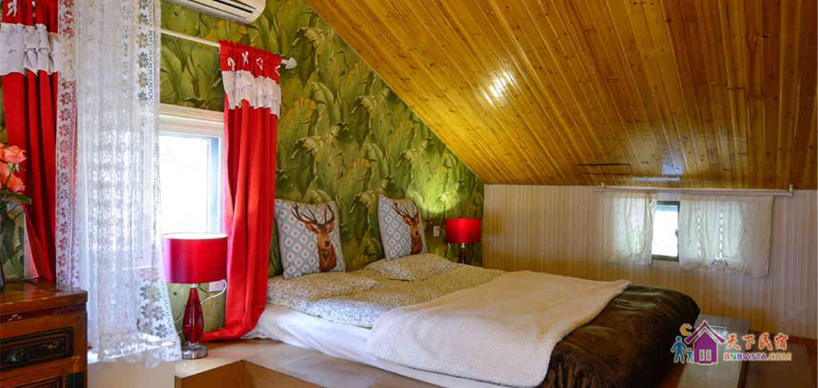 壹号楼阁楼露台大床房