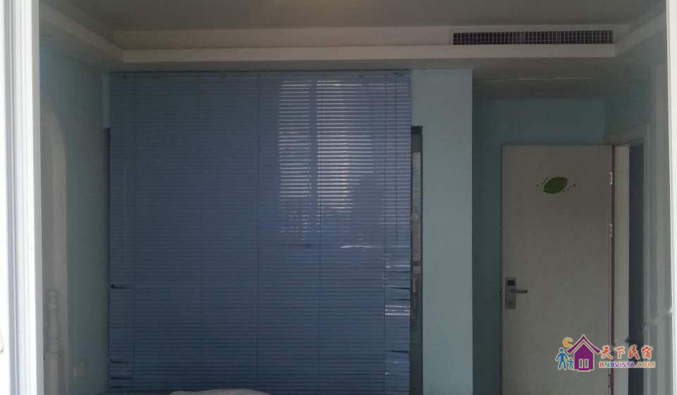 山景阳台大床房