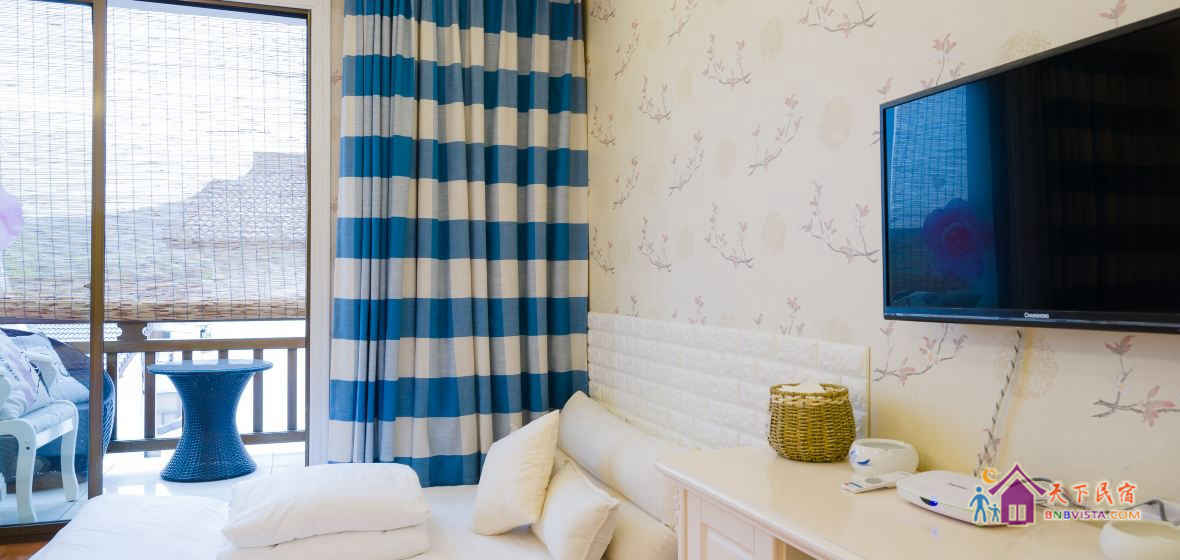 山景阳台双床房